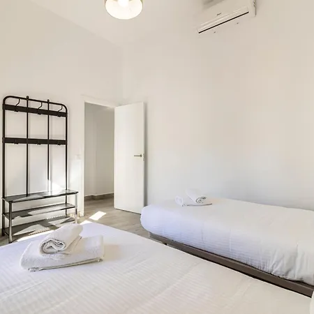 Allo Arroyo Catedral Apartment *